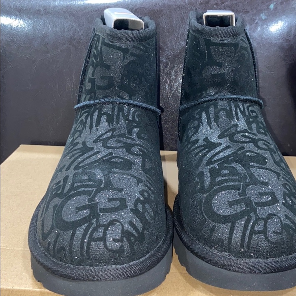 Ugg size 7